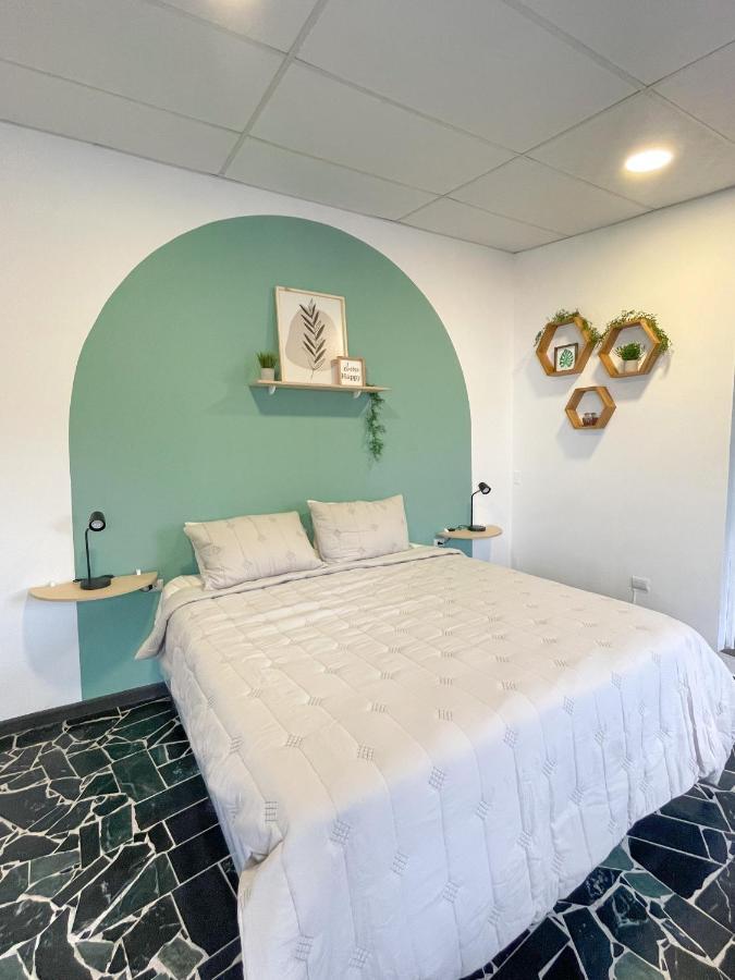 Casa Serena B&B Santa Tecla Eksteriør billede